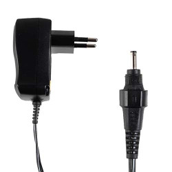 Adaptateur secteur universel